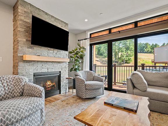 2nd image of 243 Skimobile Road #255