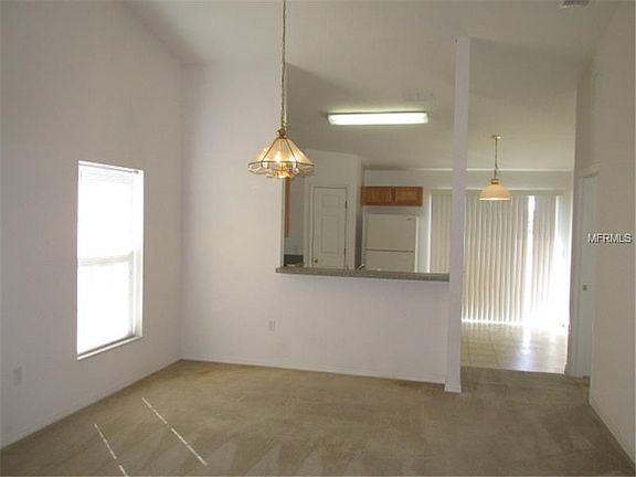 5th image of 369 Grand Canal Dr