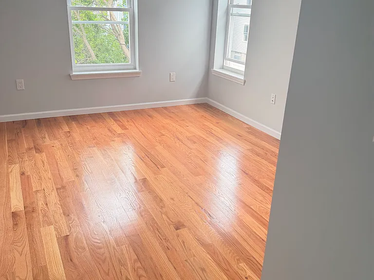 725 S 11th St #1 — Photo 6