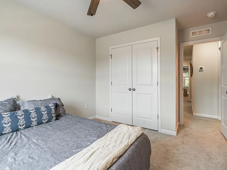 185 Millenium Dr — Photo 16