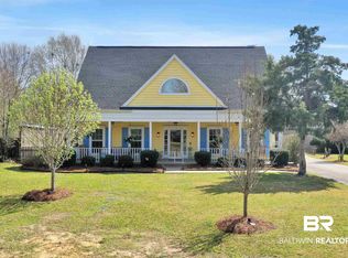 109 River Oaks Dr, Fairhope, AL 36532