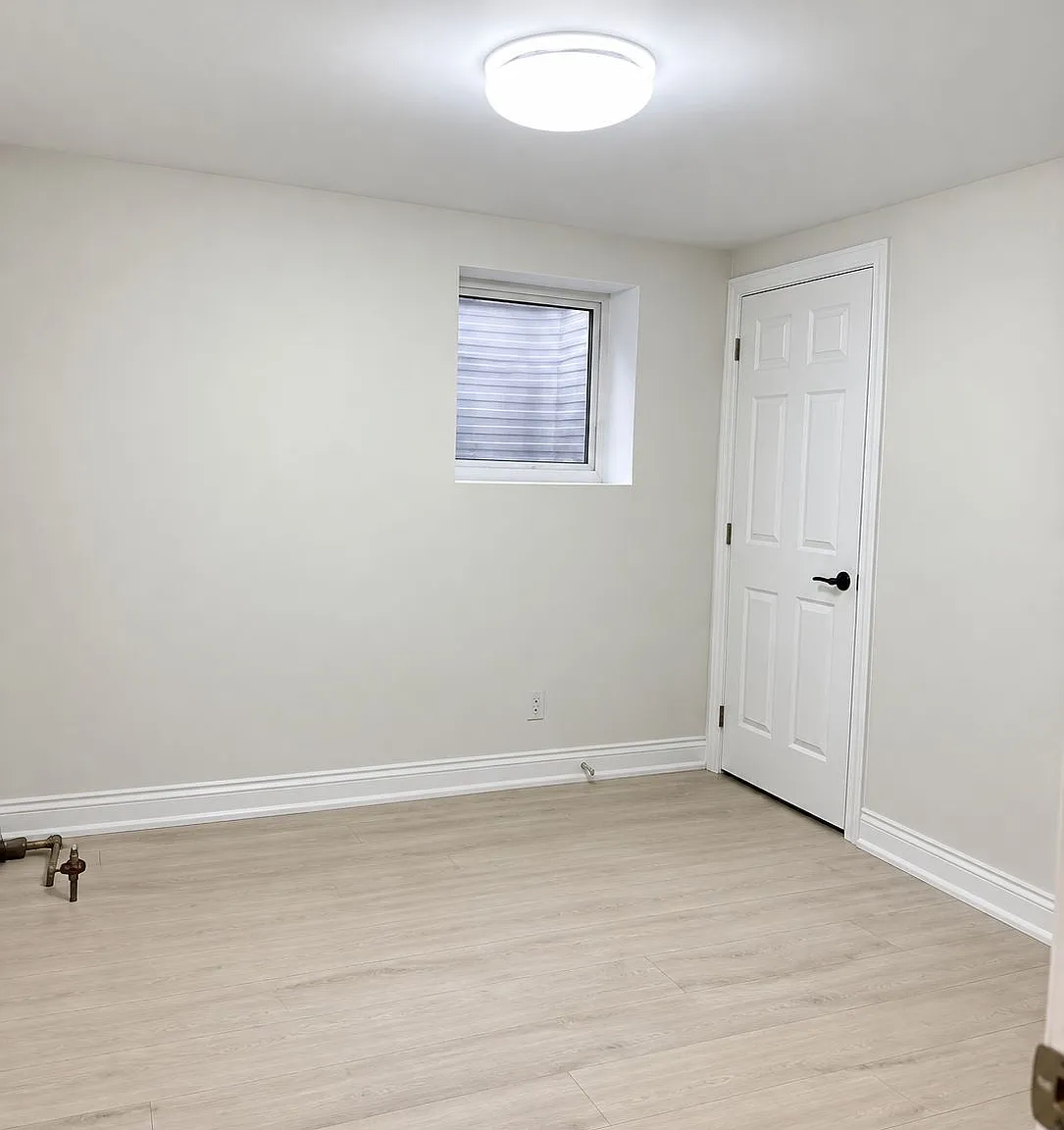 4 bed, $2,950 — Photo 4