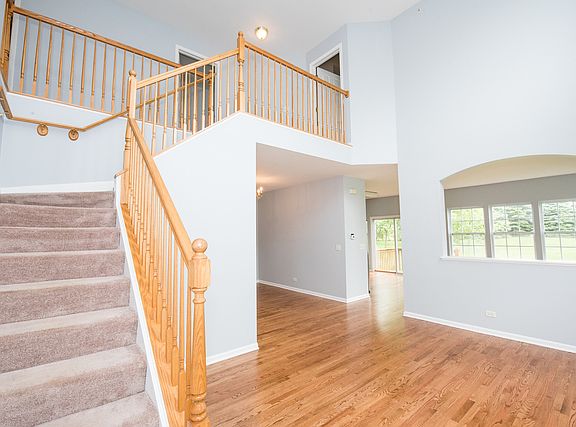 3rd image of 6050 Canterbury Ln Unit 8-5