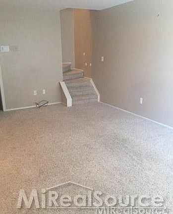 3rd image of 23614 Marlborough Dr