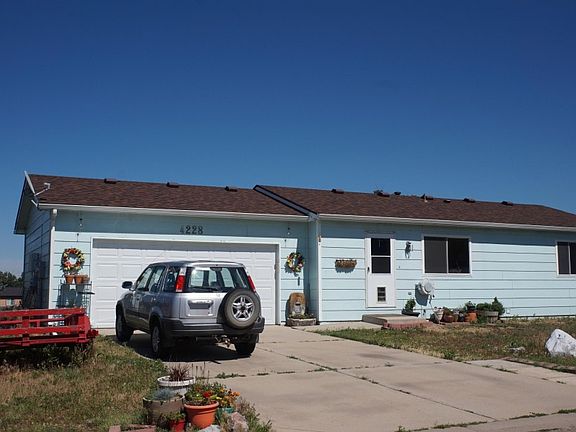 2nd image of 4228 W Shenandoah St