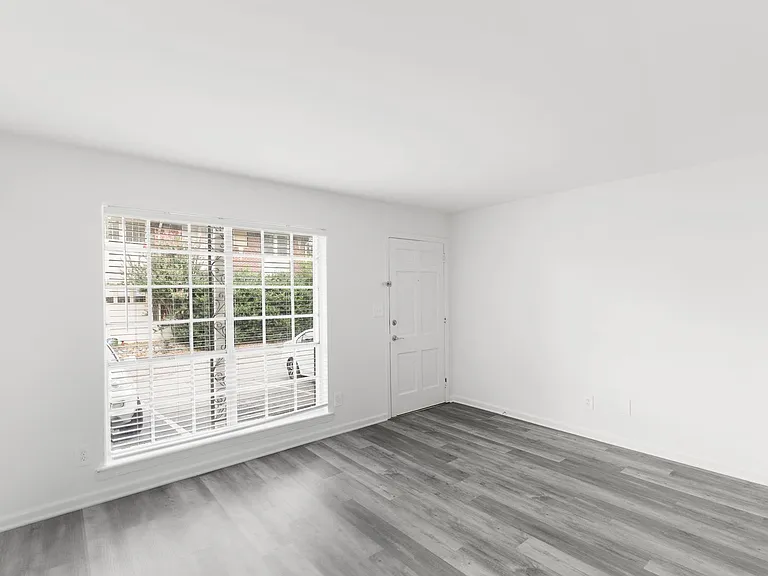 Cliff Place — Photo 14