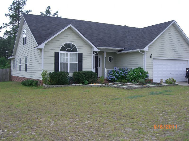 1st image of 111 Somerset Dr