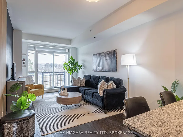 34 Plains Rd E #203 — Photo 5