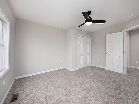 3rd image of 2412-2414 Marion Mashore St