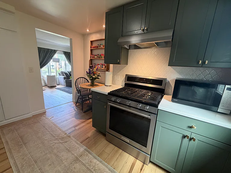 1531 Gallatin Ave — Photo 6