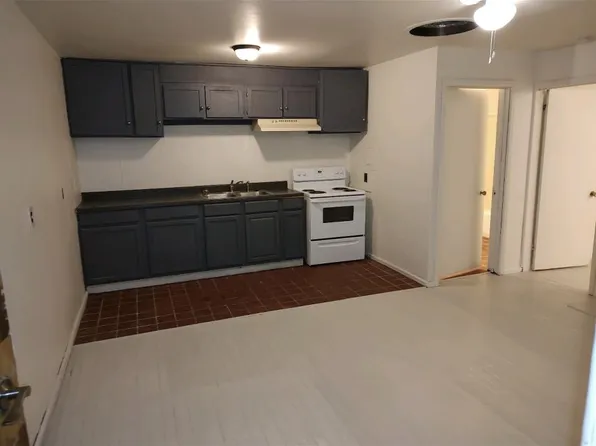 27 W Main St #2, Canton, PA 17724