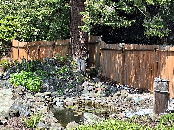 3rd image of 62934 Crown Point Rd