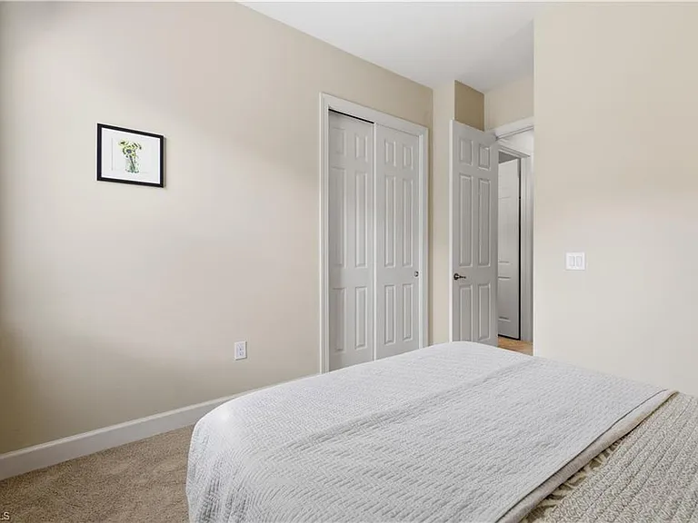 7932 Princeton Dr — Photo 28