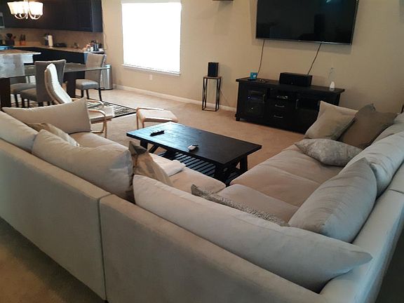 2nd image of 1313 Maier Dr