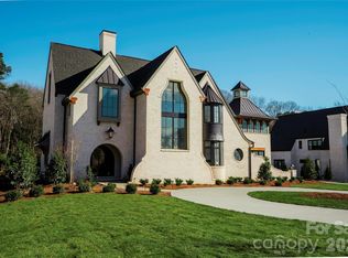 8015 Litaker Manor Ct, Charlotte, NC 28270