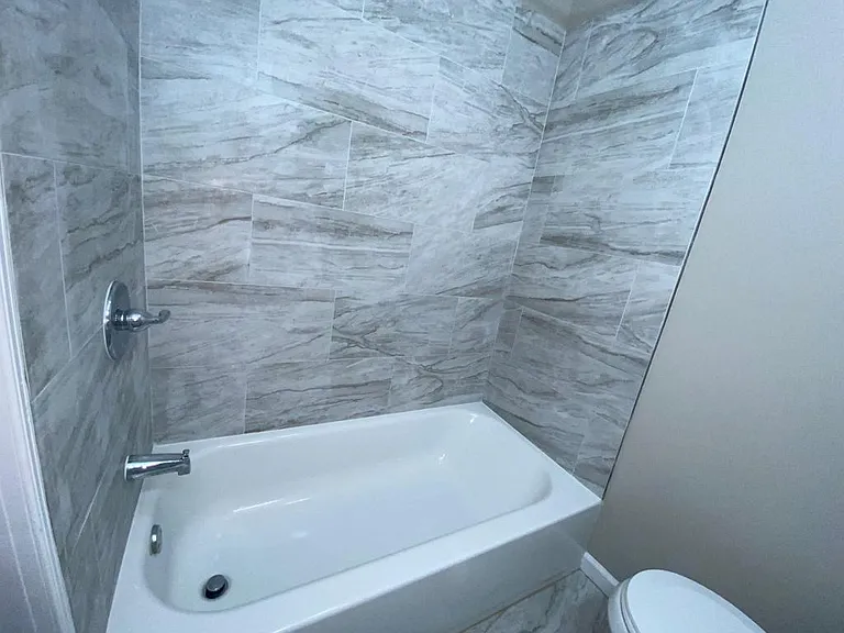 6517 Saybrook Ave — Photo 5