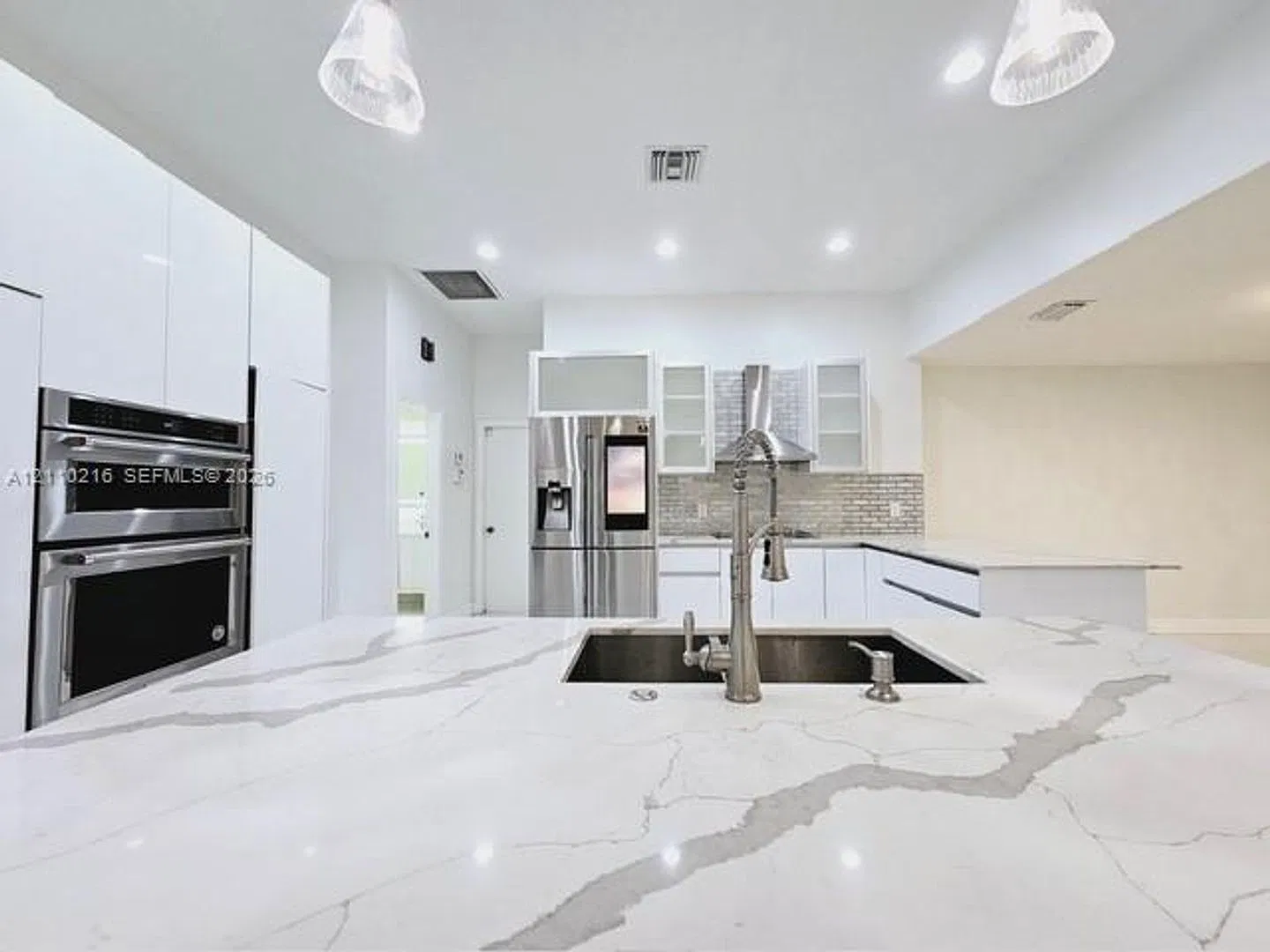 1944 Classic Drive 0, Coral Springs, FL 33071 - 7706 — Photo 1