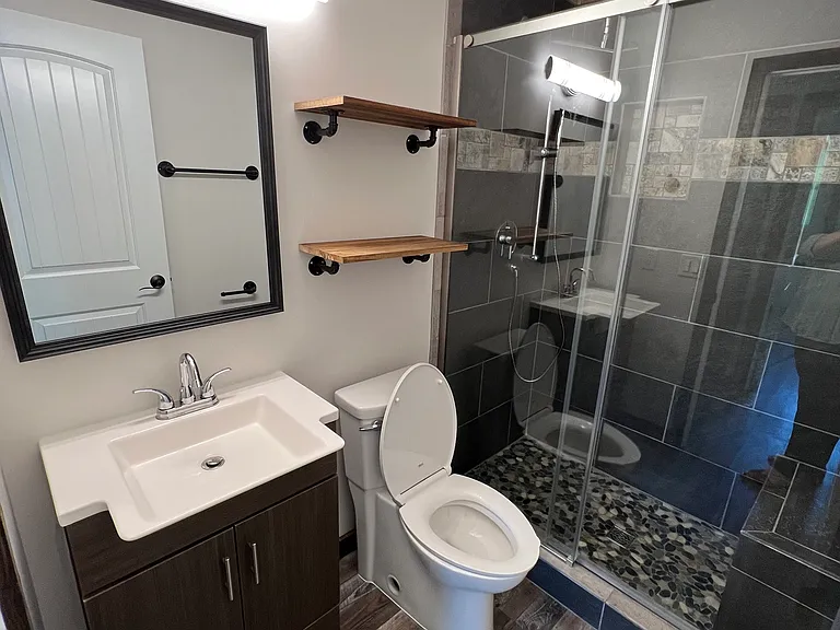 296 Anderson Ln #A — Photo 8