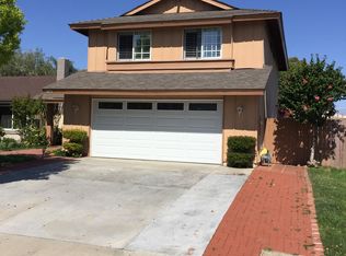 5471 E Village Dr, Commerce, CA 90040