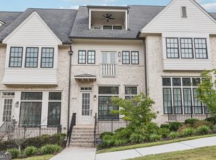 6829 Crescendo Ct, Sandy Springs, GA 30328