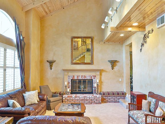 2nd image of 2098 Brookfield Dr