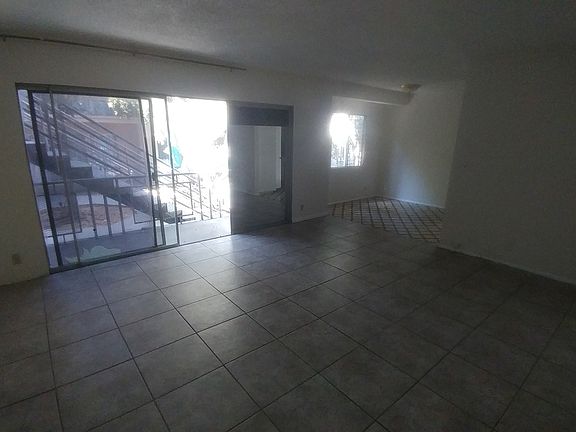 3rd image of 4106 Rosewood Ave APT 1