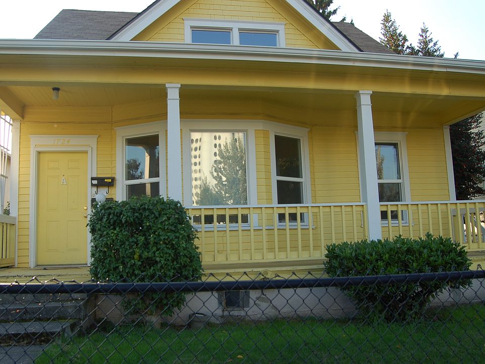1st image of 1724 Martin Luther King Jr Way APT B