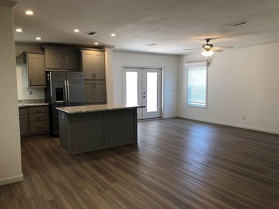 3rd image of 14845 Sea Myrtle Ln #10W