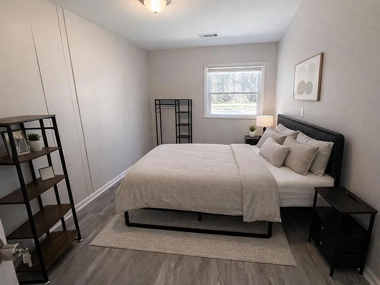 Flat Shoals Rd — Photo 1