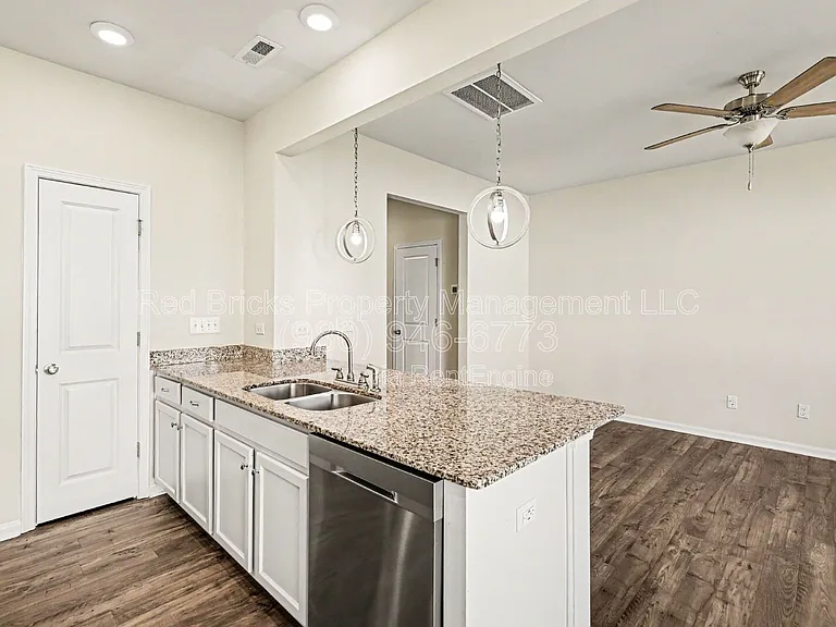 3805 Yorkshire Pl — Photo 9