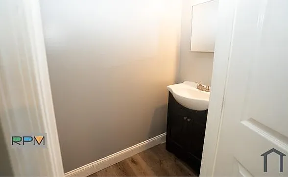 439 Freeman St — Photo 9