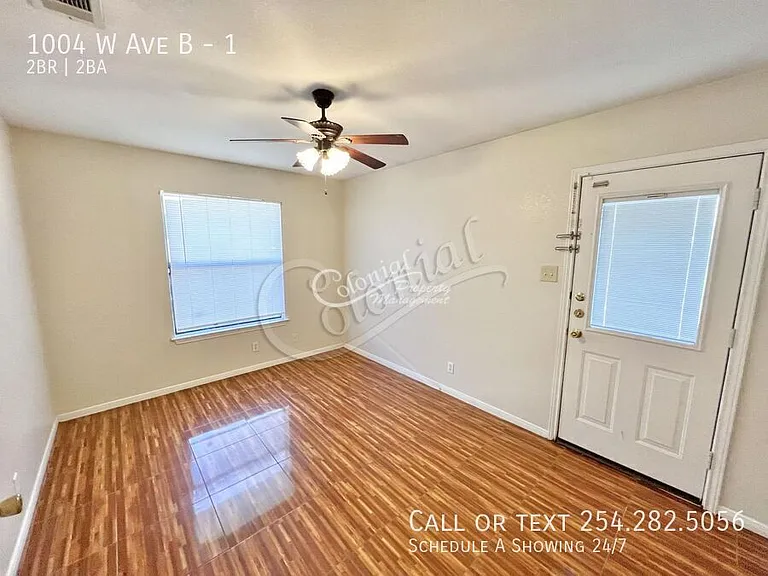 1004 W Avenue B #1 — Photo 7