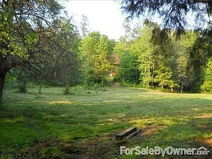 Living Room
						:
						Pergo brand Laminate flooring

