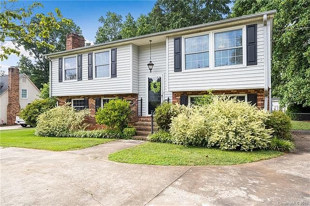 1st image of 2323 Amity Ave