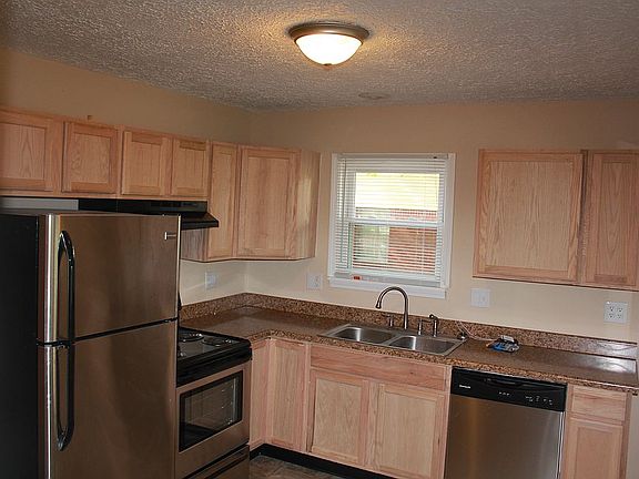 5th image of 5916 Cadillac Dr
