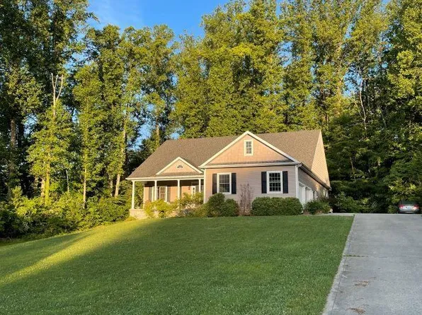 4923 N Chatham Dr, Bloomington, IN 47404