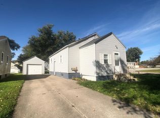 1102 S 28th St, Fort Dodge, IA 50501