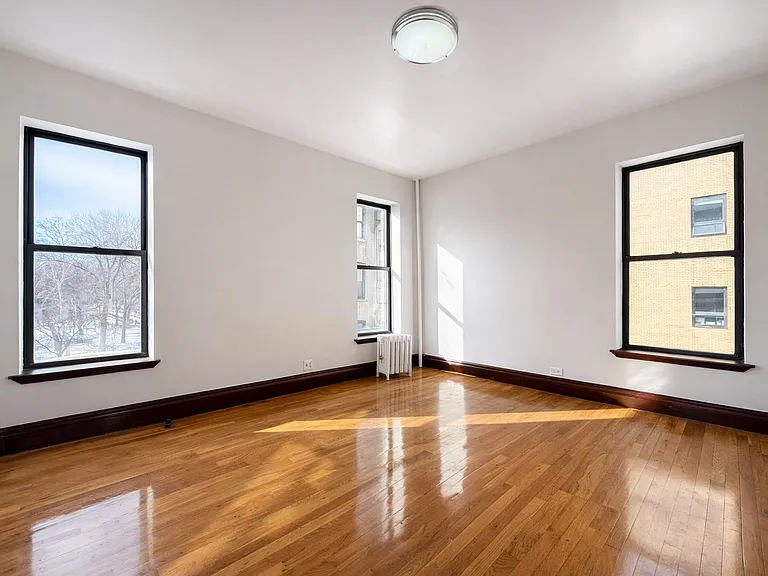 28 W 125th St #2A — Photo 6