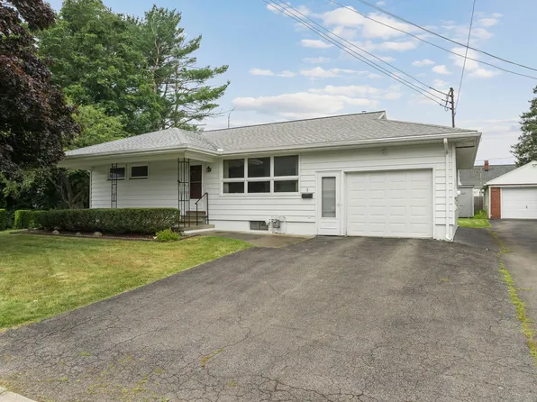 1 Colville Ave, Johnson City, NY 13790