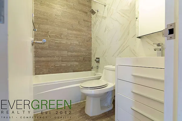 Rented by Pinn Realty | media 1