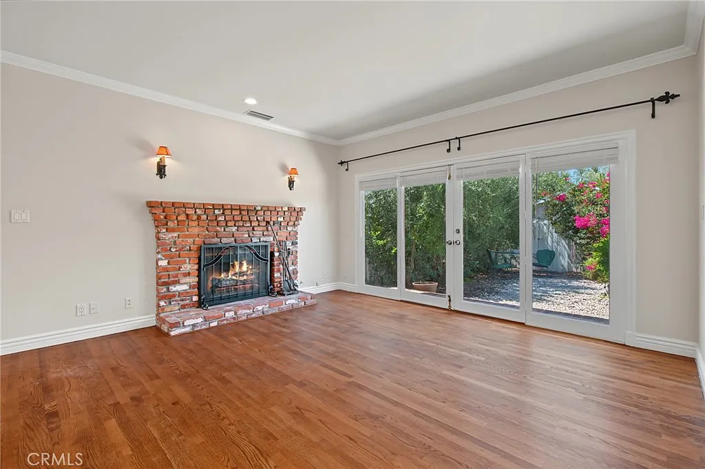 1 bed, 900 sqft, $3,750 — Photo 4