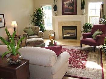 2nd image of 100 Willow Springs Dr