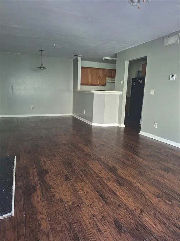 2 bed, 2.0 bath, 1064 sqft, $1,495 — Photo 2