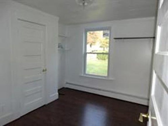 5th image of 19 Furber Ave #0