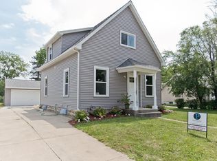926 21st St SE, Cedar Rapids, IA 52403