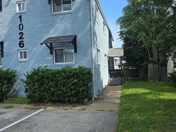 2nd image of 1026 Little Bay Ave #Lit1026-2