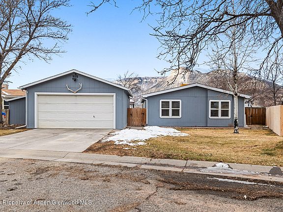2nd image of 106 Cedar Cir