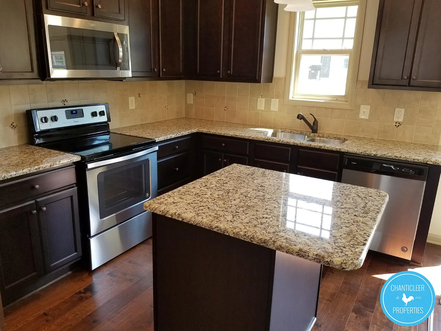 16 Manito Place - 1 — Photo 4