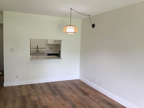 5th image of 11453 NW 39th Ct APT 114