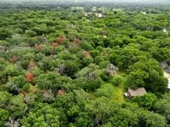 3070 Trailwood Dr E, Burleson, TX 76028